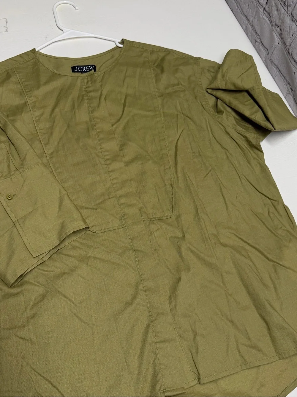 J. Crew Olive Lightweight top cotton size L NWT
